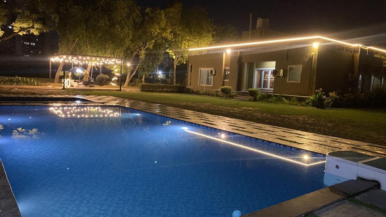 Raas Vilas - Boutique Farm House With Pool Tāoru Esterno foto