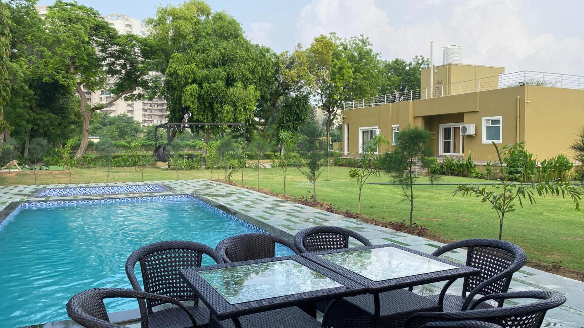 Raas Vilas - Boutique Farm House With Pool Tāoru Esterno foto