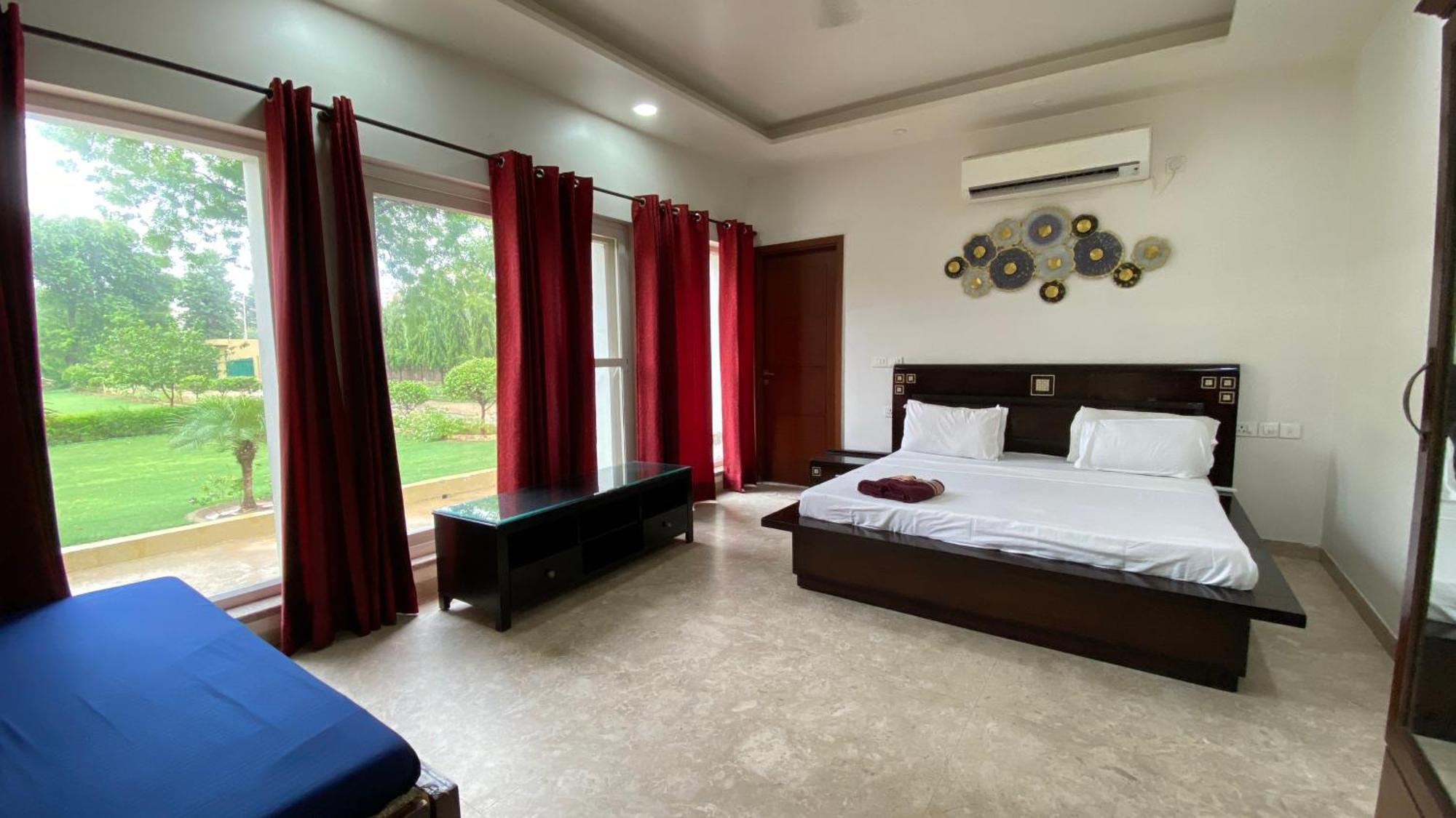 Raas Vilas - Boutique Farm House With Pool Tāoru Esterno foto